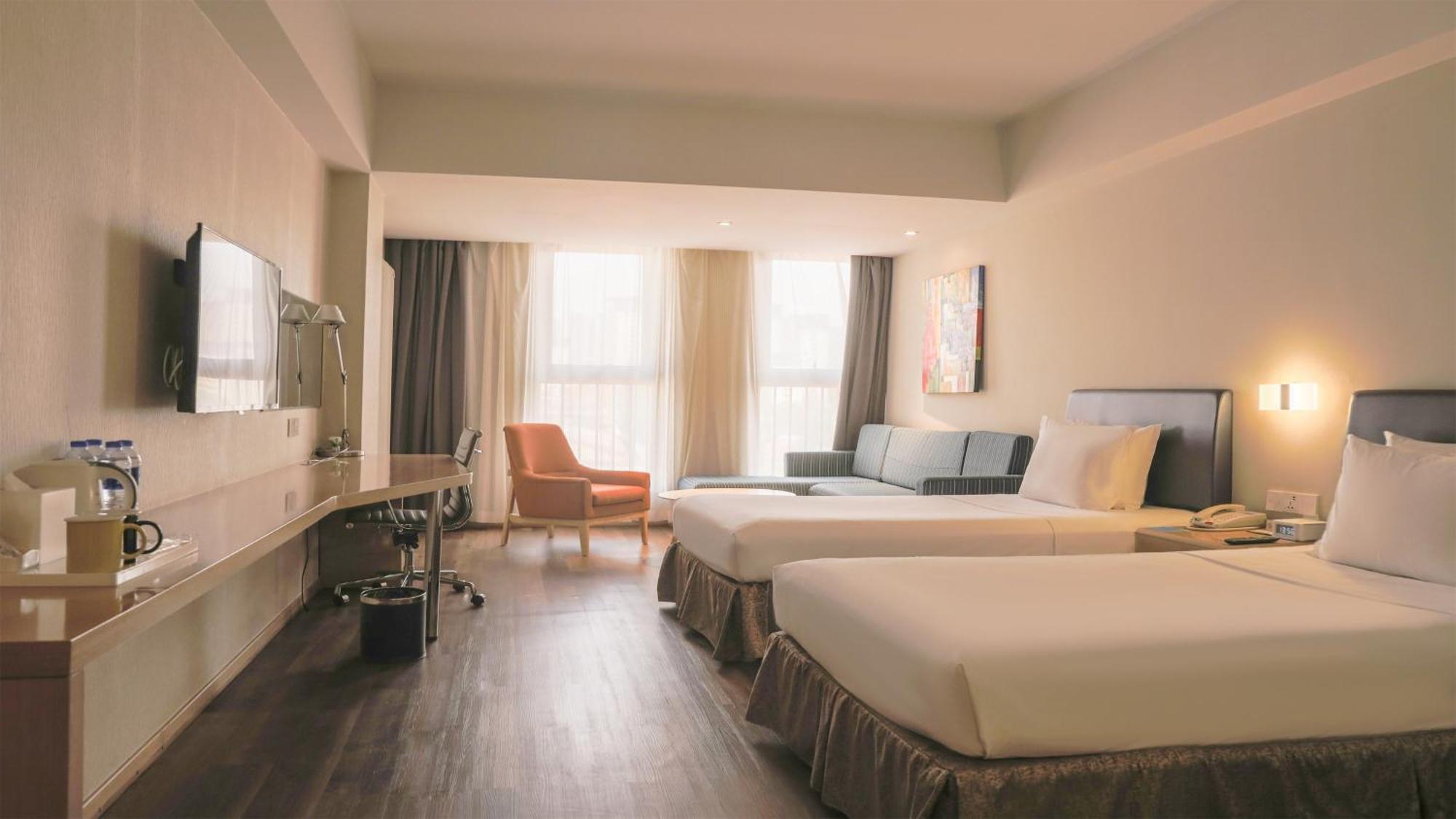 Holiday Inn Express Zhangjiakou Park View, An Ihg Hotel Екстериор снимка